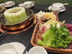 -得意咚瓜·顺德鱼生·冬瓜盅火锅