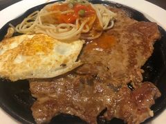 果木碳牛排-豪客来牛排(文化路店)