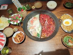 -萍姐火锅·公路夜市(武汉首店)