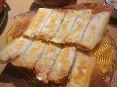 -阿洪锅贴王(小吃城店)