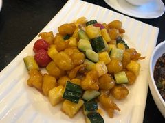 -河畔春天时尚餐厅