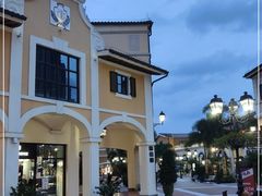 -佛罗伦萨小镇广佛名品奥特莱斯(疏港路店)