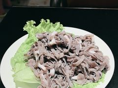 -潮汕三宝鲜牛肉火锅