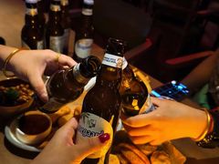 -FOUR PLAY BAR