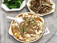 -银峰农庄·特色烧鸡·鲜无花果浸鸡