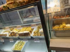 面包甜点陈列柜-娘心豆品(方庄店)