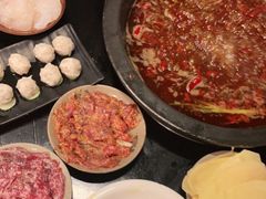 -黄潇洒老火锅(九眼桥宏济巷店)