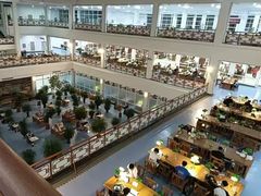 -哈尔滨工业大学-图书馆
