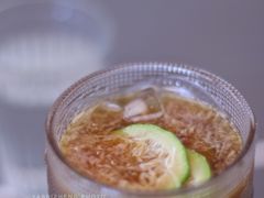 柠檬美式-尤加利咖啡馆