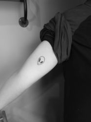 -刺客纹画纹身·洗纹身·穿孔饰品