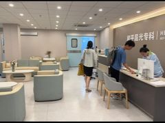 -上海大学附属上海和平眼科医院