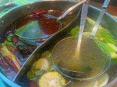 -乡土黄·鲜牛肉火锅·小龙虾(兴业街店)
