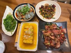 -隔壁老王·家常云南菜(皇冠店)