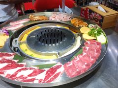 -哈哈碳都·牛肋条无限自助烤肉(台江万达店)