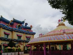 -七彩云南欢乐世界