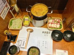 -独食火锅·半米屋台(直营总店)