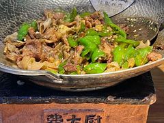 -费大厨辣椒炒肉(万家丽一店)