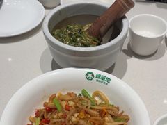 -绿草地·湘菜(芙蓉天街店)