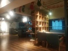 -84那年咖啡馆(李沧万达店)