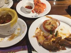 -四海一家自助餐(益田假日广场店)