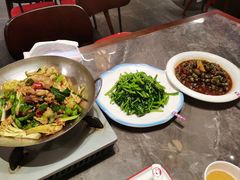 -曹胖子龙虾馆(黄桦路店)
