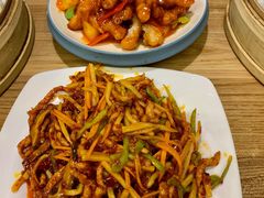 菠萝咕咾肉-陈傻子餐厅(世纪都会店)