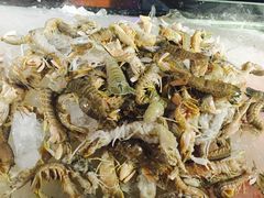 -海吃海喝海鲜烤肉餐厅