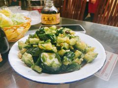 拍黄瓜-姥家大锅台水库渔家