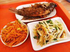 -顺溜·手工刀削面·黑金店(铜锣湾店)