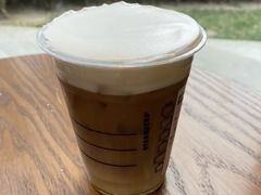 大溪地绵云冷萃-星巴克(珠海仁恒滨海中心店)