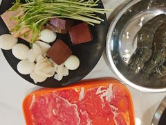 -尚品海鲜肥牛自助火锅(湖明店)