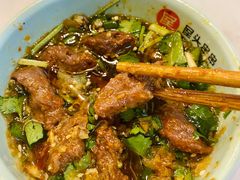 傻儿牛肉-屋头串串(新街里店)