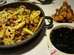 -蛙蛙叫干锅年代(簋街总店)
