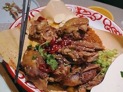 -有红鸡毛店·川菜(建设路店)