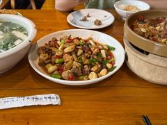 -吃香喝辣·地道衡东菜(南岳大庙店)