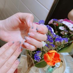-Pink You美甲洗眉纹绣定制中心