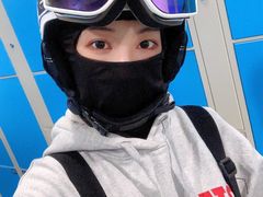-乔波室内滑雪场