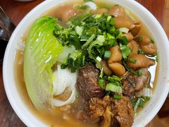 牛腩猪肠河粉-珍珍小食店(西华路店)