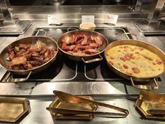 -圣丰索菲特·2 On 988 Café 自助餐厅