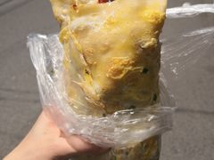 -正宗杂粮煎饼香软鸡蛋饼