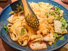 -耶里夏丽·丝路国际·新疆餐厅(浦东区东方路店)