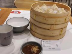 -馋三尺蟹粉小笼(人民广场店)