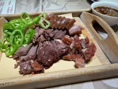 驴肉拼盘-锦绣金山人家(友谊店)