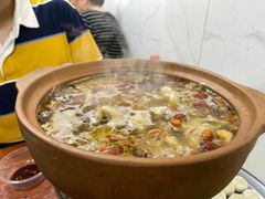 -威邵鸡煲(西华路总店)