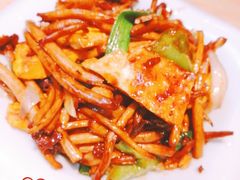 茶树菇炒肉-宏记广东客家菜(丰汇店)