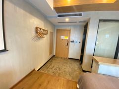 -闲隅江景艺术酒店(解放碑洪崖洞总店)