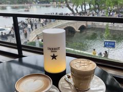 -东岸Cafe 爵士俱乐部