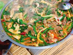 牛肉八带鱼饼土豪锅-京玉菲饭店(李村店)