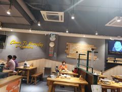 大堂-木屋烧烤(岗顶二店)