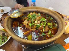臭豆腐肥肠鸡煲-谢记上海大排档(长寿路店)